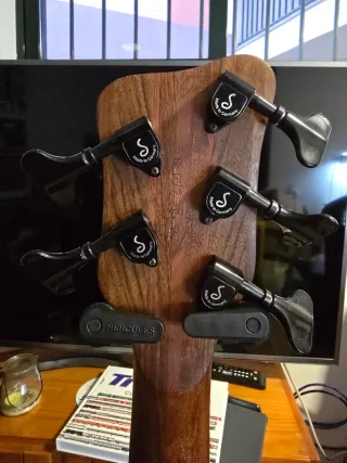 Bajo Warwick Thumb NT5 Alemán