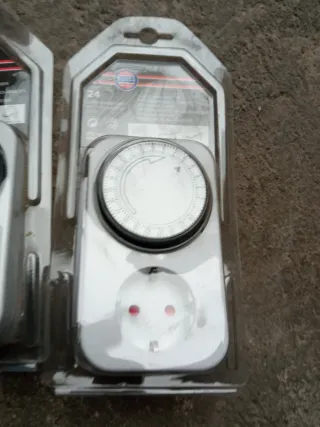 Enchufe programador 24h