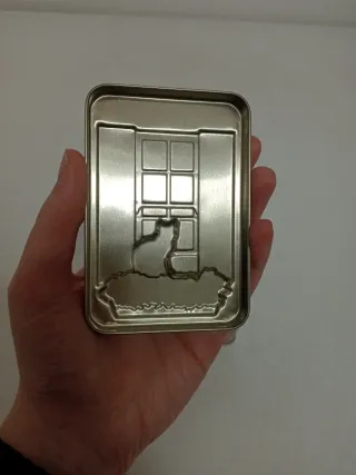 Scatolina in latta Dana Kubick Elite Tins