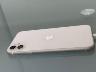 iPhone 11 128GB Plata