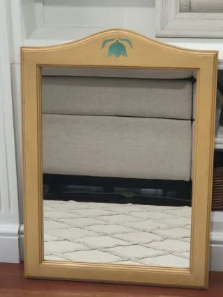 Espejo madera pintado a mano flor