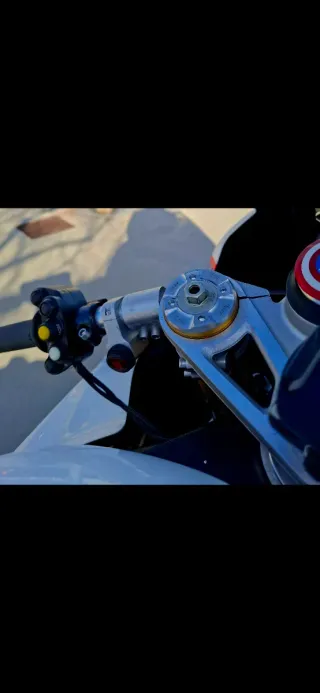 BMW S1000RR HP4 Circuito