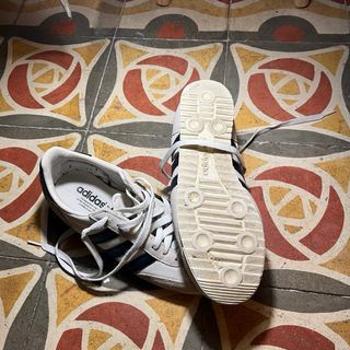 Zapatillas Adidas Dragon blancas