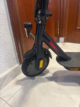 Patinete Eléctrico Red Bull Racing