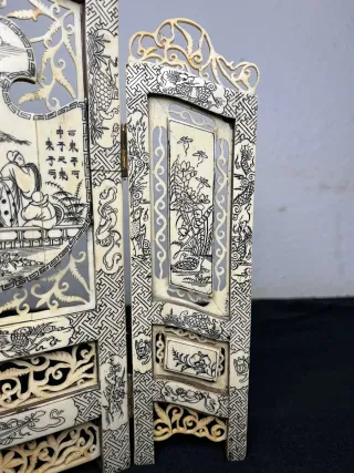 Biombo hueso tallado serigrafiado