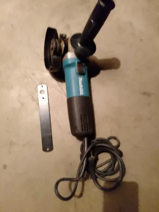 Mini Amoladora Angular Makita