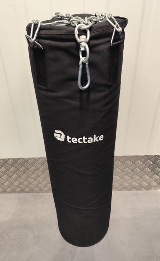 SACO DE BOXEO TECTAKE SIN RELLENO CADENA DE 4 PUNT