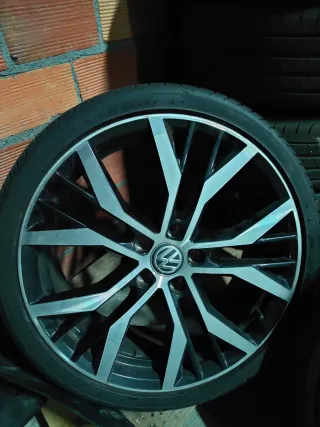 Llantas 19 Santiago con neumáticos