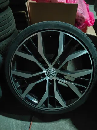 Llantas 19 Santiago con neumáticos