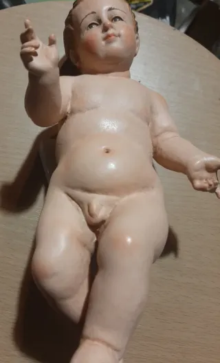 Niño Jesús talla de madera policromada