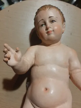Niño Jesús talla de madera policromada