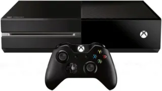Xbox One Nera + Controller