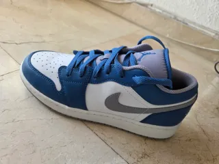 Zapatillas Jordan Low Azul/Blanco/Gris