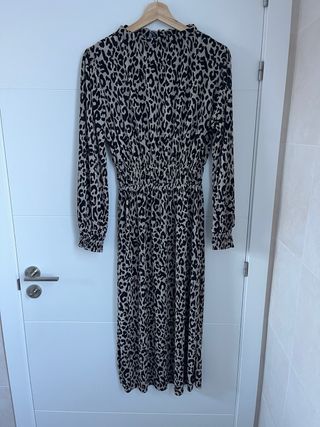 Vestido Zara Midi Animal Print Plisado