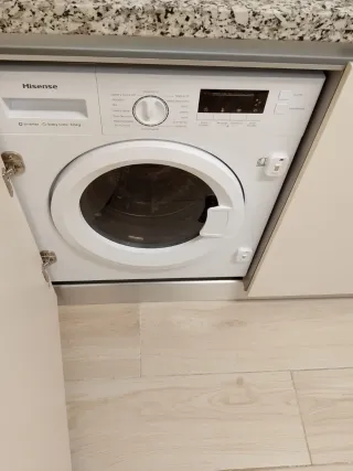 Lavadora-Secadora Hisense (1 uso)