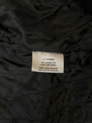 Chaquetón de piel negro