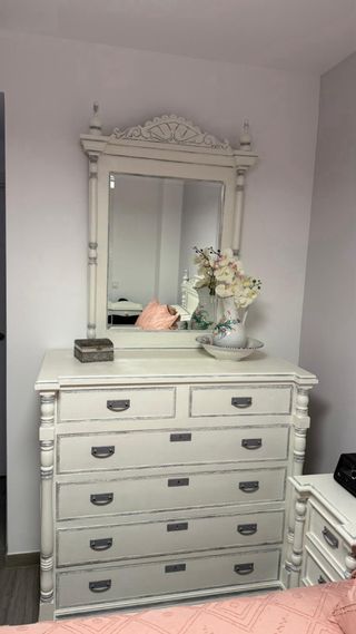 Cómoda rústica madera blanca