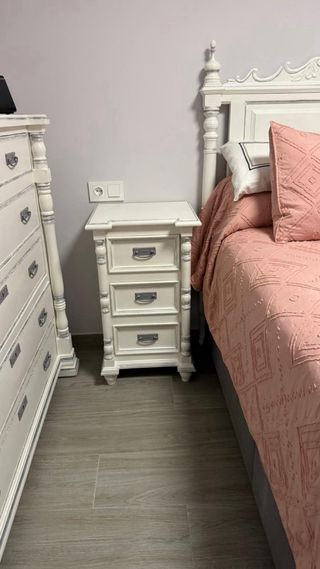 Cómoda rústica madera blanca