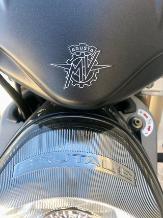 MV Agusta 989R Brutale supernaked