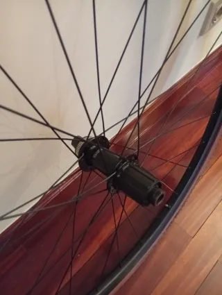 Ruedas Shimano HB-RS470 Tubeless