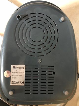 Plancha con generador de vapor Brothers