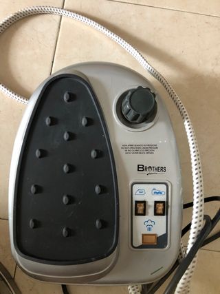 Plancha con generador de vapor Brothers