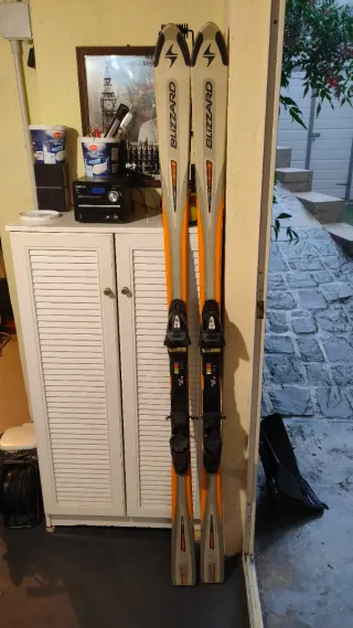 Blizzard RC 185 + attacchi