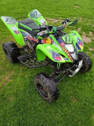 Quad Kawasaki KFX 400 Cross