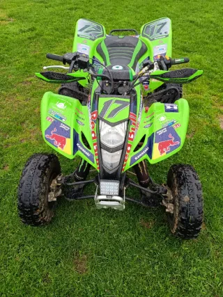 Quad Kawasaki KFX 400 Cross
