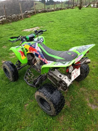 Quad Kawasaki KFX 400 Cross