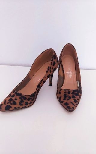 Zapatos tacón animal print