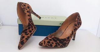 Zapatos tacón animal print
