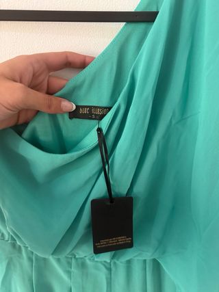 Mono de fiesta verde