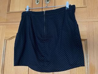 Falda Zara Negra Talla M con Lunares