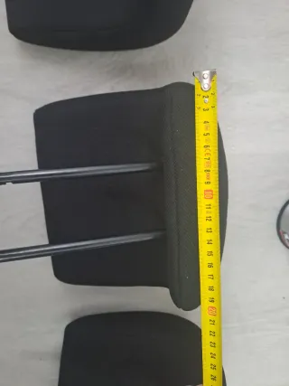 Reposacabezas Peugeot 206 incluye enganches 3 uds