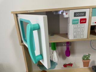 Cocina de juguete de madera