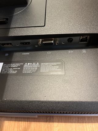 Monitor HP 24 con cámara y giro vertical