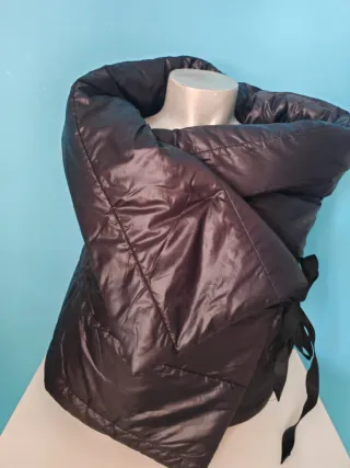 Smanicato tipo piumino nero