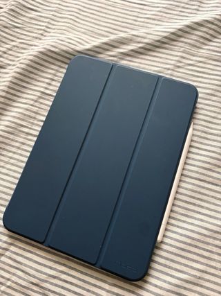 iPad 11 (A16) + Apple Pencil + Cargador