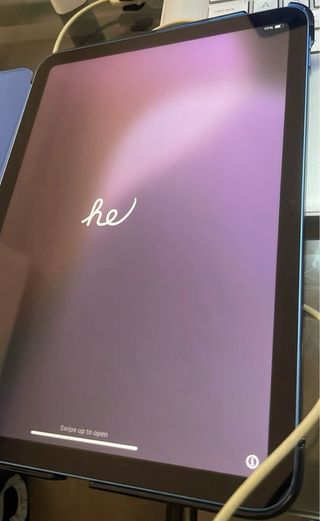 iPad 11 (A16) + Apple Pencil + Cargador