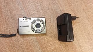 OM SYSTEM OLYMPUS Stylus FE-230 - Cámara digital