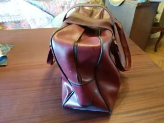 Bolsa de viaje de cuero burdeos