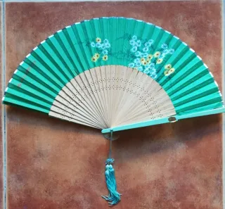 Lote de abanicos decorativos variados–buen estado