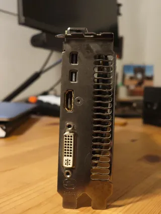 Gigabyte AMD Radeon HD 7970 Tarjeta Gráfica 3GB