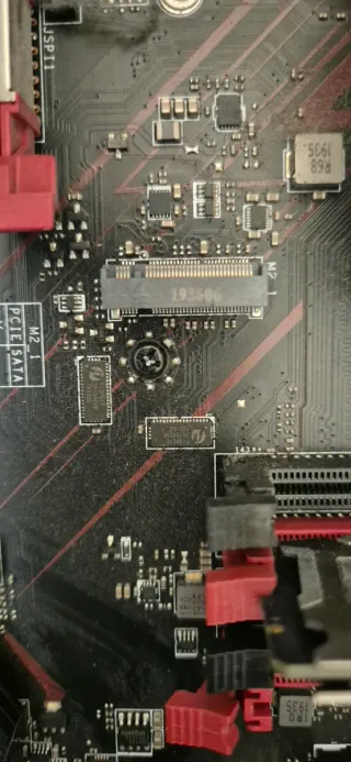 Ordenador de sobremesa negro