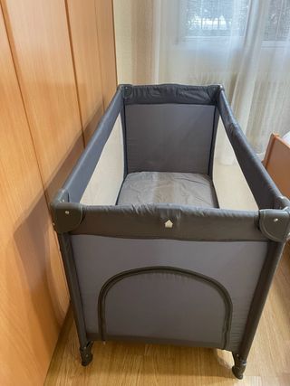 Cuna de viaje plegable