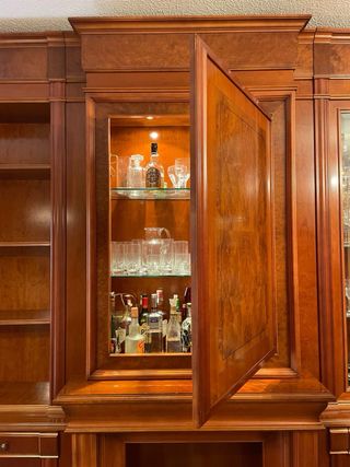 Mueble de salón con Vitrina y mueble bar