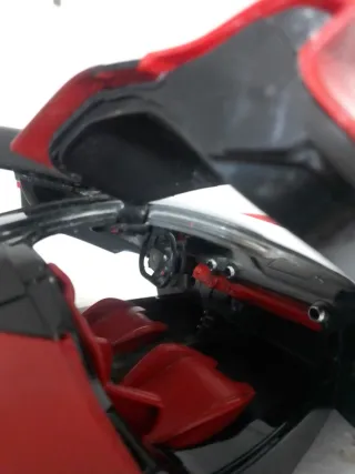 Ferrari.  Modello La Ferrari   R/C Scala 1:14