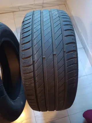 Neumático 215/55 R16 97W