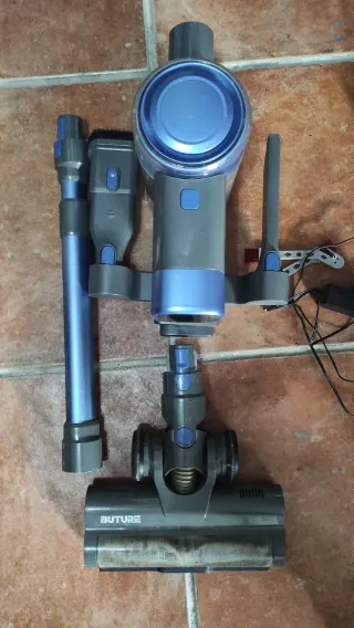 Aspiradora BUTURE, modelo VC50